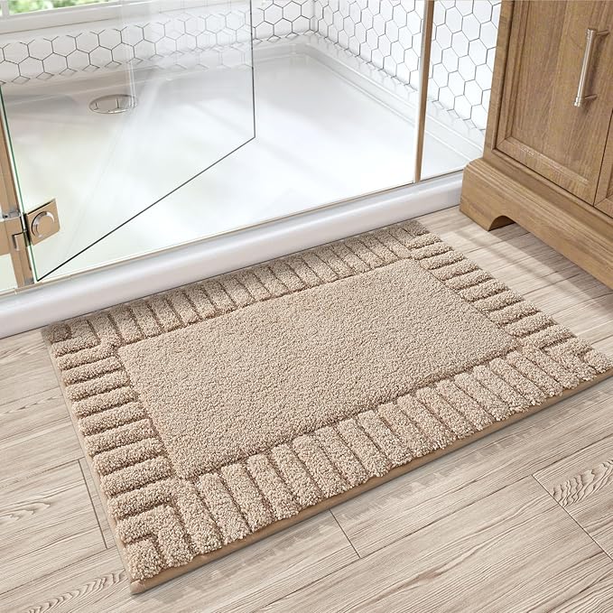 LUMI Bathroom Rugs Non Slip with Rubber Backing, Extra Soft Plush Microfiber Bath Rug Absorbent, Machine Washable Bath Mat Quick Dry for Tub, Shower, Hotel, Beige, 24"x36"