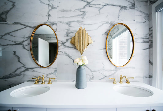 [BATHMENT] The "Shaving Cream Mirror Shield": How to stop bathroom mirrors from fogging up during hot showers for 2 weeks