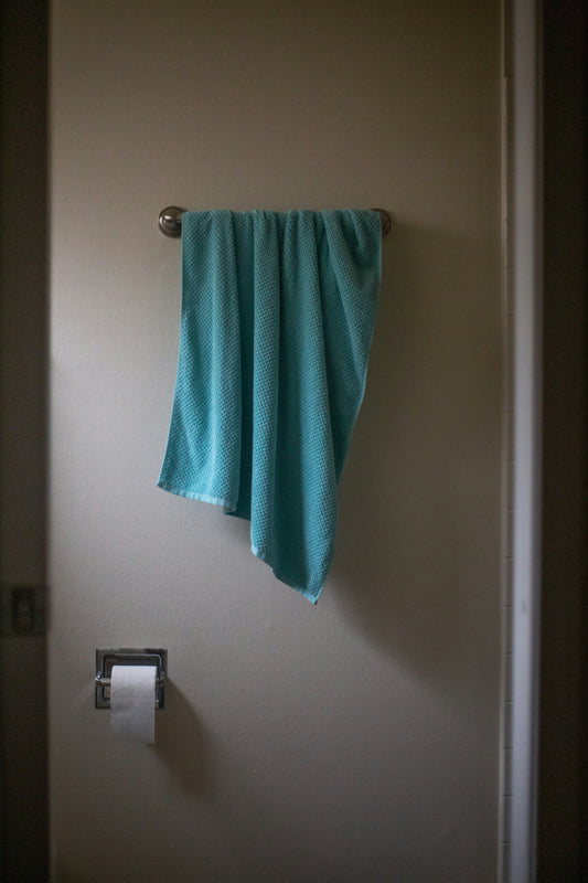 [BATHMENT] The "Gravity Towel Bar Spacer": How to dry damp bath towels 3x faster without sour laundry odors