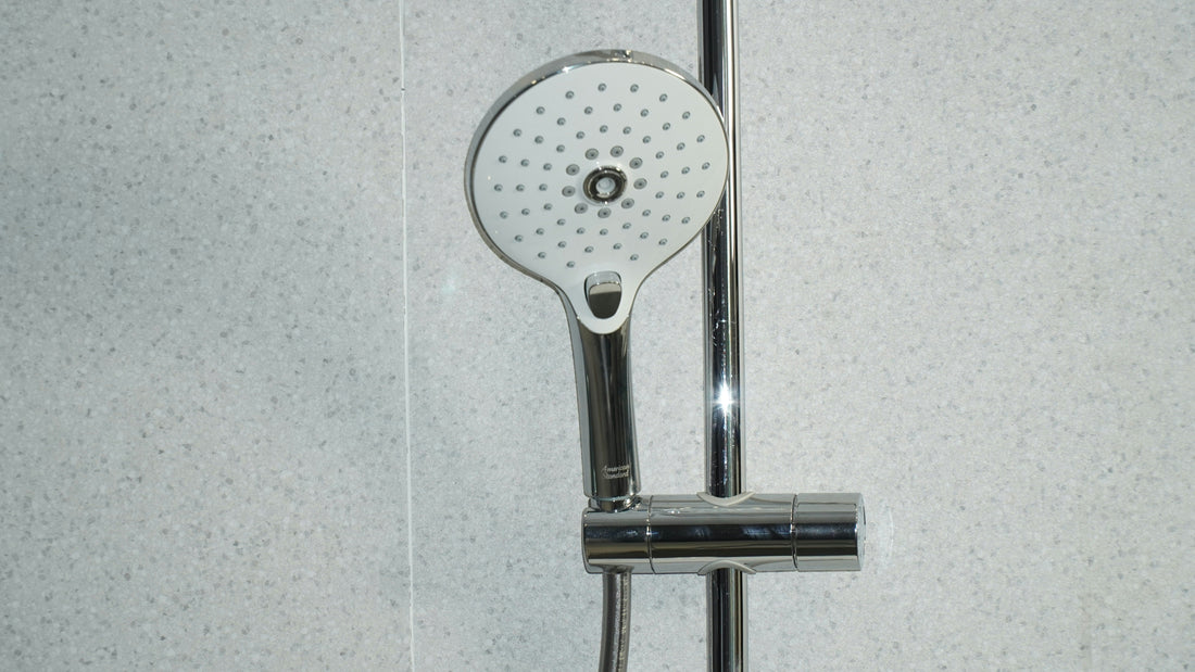[BATHMENT] The "Acid Dissolution" Flush: How to clean clogged showerhead holes without scrubbing