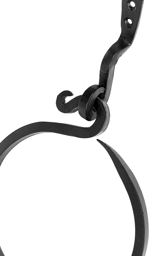 Wrought Iron Towel Ring - A Touch Of Artisanal Charm To Your Kitchen Or Bathroom With Our Handmade Towel Rack. Crafted By Blacksmiths, This Rustic Towel Rack Will Add A Timeless Elegance To Your Space
