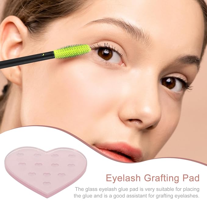 Beaupretty Heart Shape Eyelash Grafting Pad 2.55X2.16In Lash Extension Glue Pallet Eyelash Holder Lightweight Durable for Salon and Personal Use