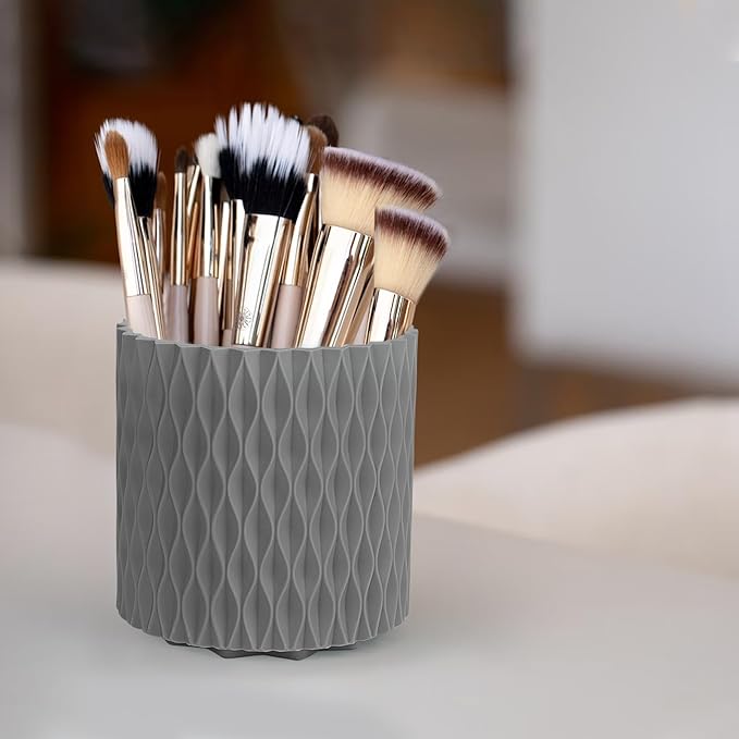 Makeup Brush Holder 360° Rotating Makeup Organizer 5 Slot Makeup Brushes Cup Pen Holder for Vanity Decor, Desk Storage Container, Bathroom Countertops,Large Capacity Cosmetic Display