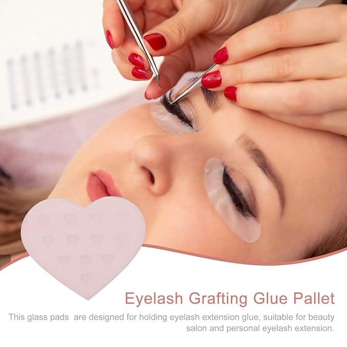 Beaupretty Heart Shape Eyelash Grafting Pad 2.55X2.16In Lash Extension Glue Pallet Eyelash Holder Lightweight Durable for Salon and Personal Use