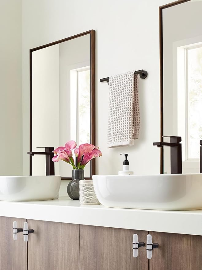 Amerock BH26546ORB | Oil Rubbed Bronze Towel Bar | 9 in (229 mm) Towel Rack | Arrondi | Bathroom Towel Holder | Bathroom Hardware | Bath Accessories