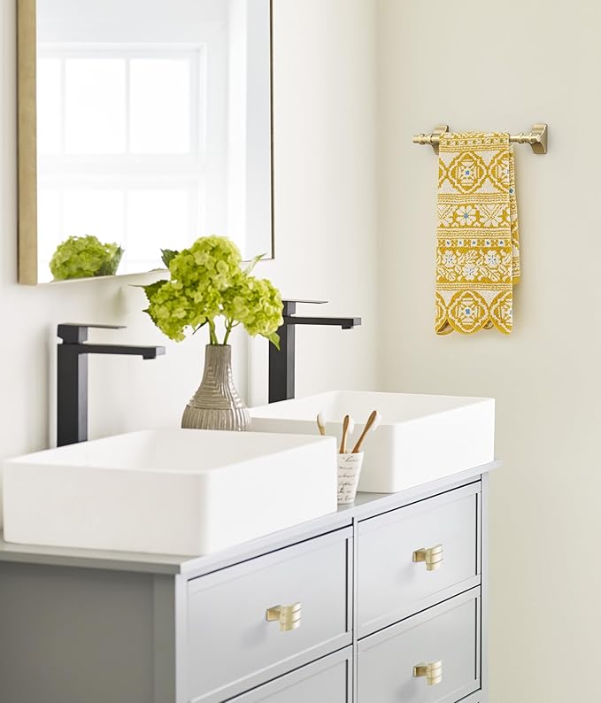 Amerock Davenport Golden Champagne 9 inch (229mm) Towel Bar, BH36055BBZ