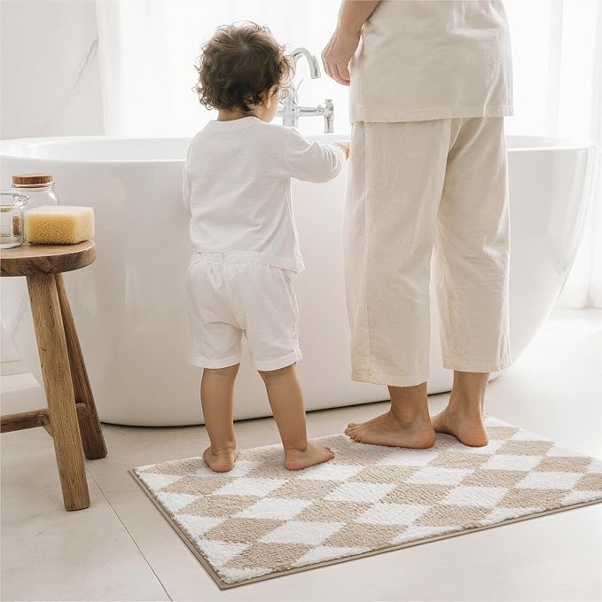 GRANNY SAYS Diamond Bathroom Rugs, 20" x 32", Non-Slip Bath Mats for Bathroom, Plush Shag Absorbent Microfiber Ultra Soft Bath Mat, Cute Washable Rug for Tub, Shower, Bedroom, Light Tan