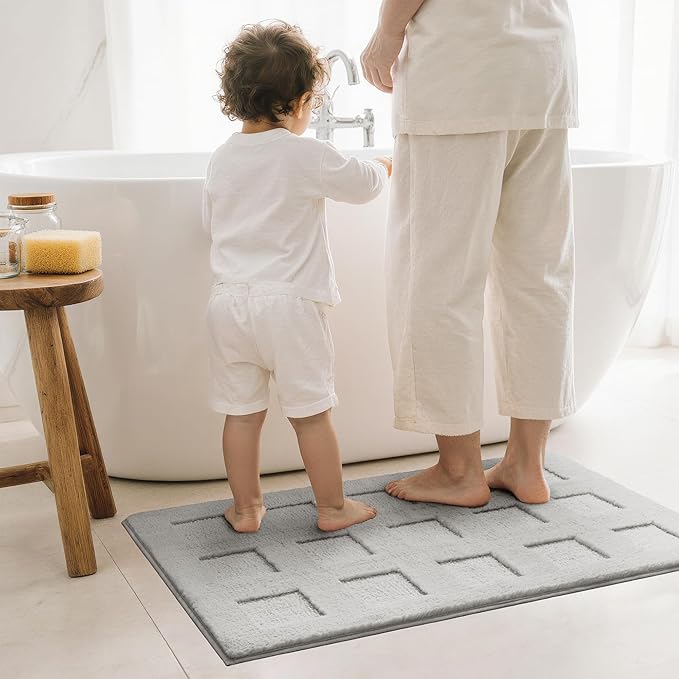 GRANNY SAYS Bathroom Rugs Non Slip Washable, Extra Soft & Water Absorbent Bath Mats for Bathroom, Plush Shaggy Bath Carpet, Grey Waffle Bath Mat Quick Dry for Tub & Shower, 16" x 24"