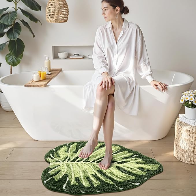 LUMI Cute Bathroom Rugs with Green Leaf Plant, Soft, Fluffy, Plush, Absorbent, Quick Dry, Non Slip, Machine Washable for Shower Floor, Bathroom, Bedroom,Kids Room, 23.5"x31.5", Monstera