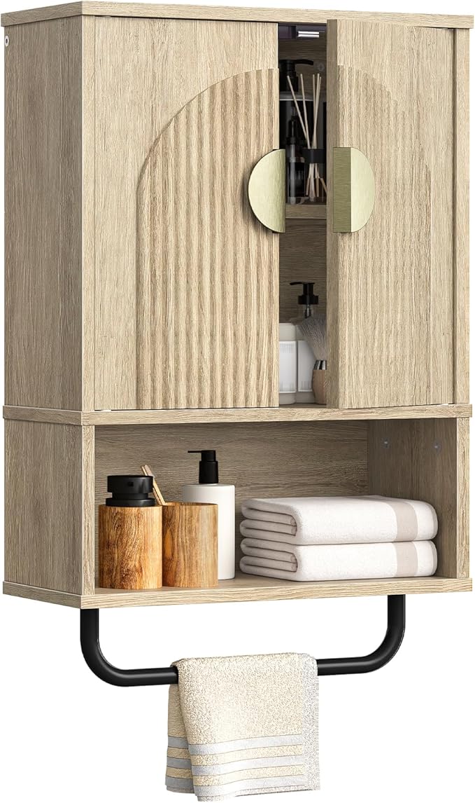 CHOEZON Bathroom Wall Cabinet, Medicine Cabinet for Bathroom, Wall Mounted Bathroom Cabinet with Towel Bar, Fluted Doors, Wall Cabinet for Bathroom, Kitchen, Living Room, Natural Oak and Gold