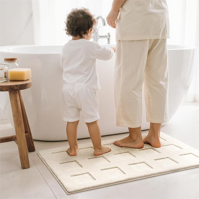 GRANNY SAYS Bathroom Rugs Non Slip Washable, Extra Soft & Water Absorbent Bath Mats for Bathroom, Plush Shaggy Bath Carpet, White Waffle Bath Mat Quick Dry for Tub & Shower 20" x 32"