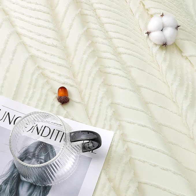 BTTN Cream Boho Farmhouse Shower Curtain, Tufted Leaves Textured Striped Fabric Shower Curtain Set with Tassels, Water Repellent, Modern Minimalist Vintage Cloth Shower Curtains for Bathroom, 72 x 72