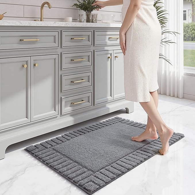 LUMI Bathroom Rugs Non Slip with Rubber Backing, Extra Soft Plush Microfiber Bath Rug Absorbent, Machine Washable Bath Mat Quick Dry for Tub, Shower, Hotel, Dark Grey, 20"x32"