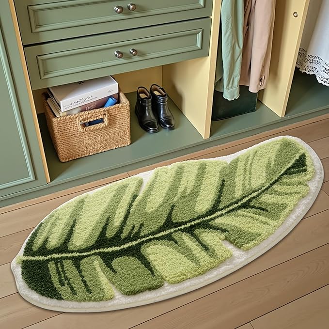 LUMI Cute Bathroom Rugs with Green Leaf Plant, Soft, Fluffy, Plush, Absorbent, Quick Dry, Non Slip, Machine Washable for Shower Floor, Bathroom, Bedroom,Kids Room, 24"x48", Palm Leaf