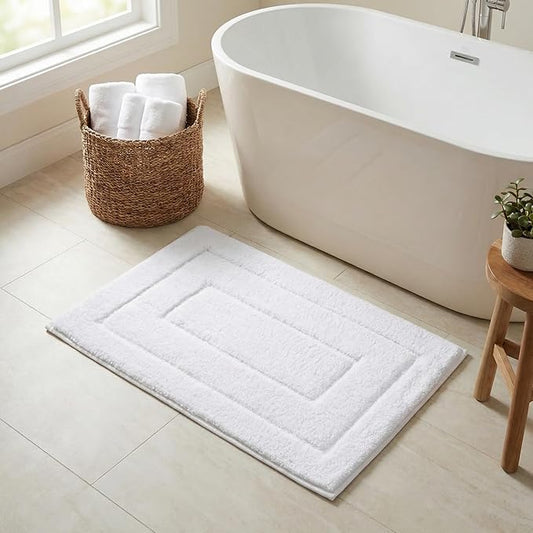 GRANNY SAYS White Bathroom Rugs Non Slip, 20" x 32", Bath Rugs for Bathroom Washable, Bath Mats for Floor, Microfiber Bath Mat for Tub, Shower Mat for Bath Floor, Absorbent Shower Rugs
