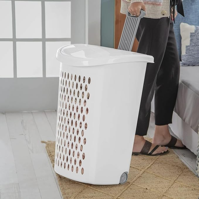 Ultra Wheeled Design Clothes Laundry Basket, Mind Reader Basket Collection，135 Liter （20 1/8" x 15 3/8" x 26 3/4"）Capacity, Laundry Hamper White Lid & Base w/Plastic Handle & Wheels,1-Pack
