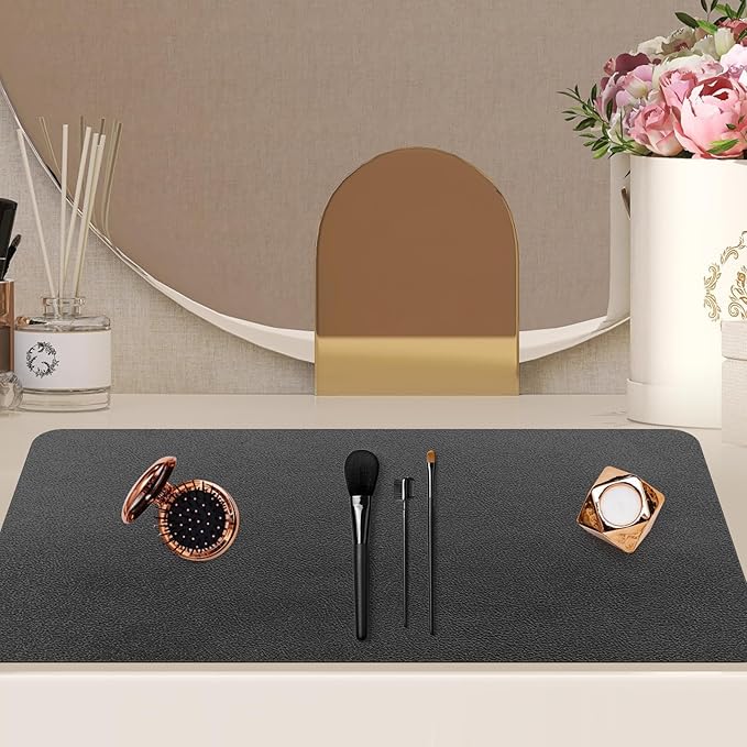 Makeup Mat for Vanity - Waterproof | Oil-Proof | Dust-Resistant | Soft and Comfortable Desk Protection, Ideal for Makeup Tables and Workbenches (15.7"X23.6", Black)