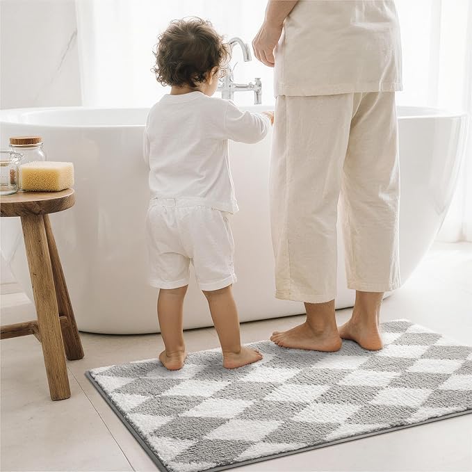 GRANNY SAYS Diamond Bathroom Rugs, 24" x 36", Non-Slip Bath Mats for Bathroom, Plush Shag Absorbent Microfiber Ultra Soft Bath Mat, Cute Washable Rug for Tub, Shower, Bedroom, Light Grey