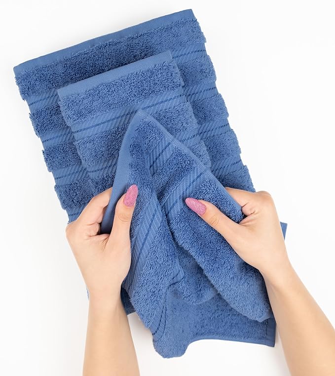 American Soft Linen 35x70 Jumbo Large Bath Towel, 600 GSM 100% Cotton Turkish Bath Sheet, Oversized Luxury Bath Towel for Bathroom Beach and Pool, Electric Blue