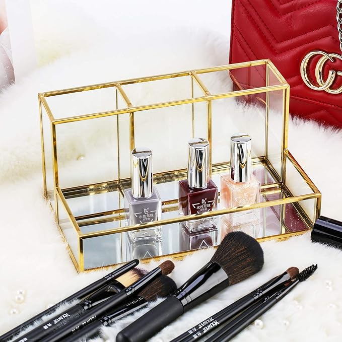 Makeup Brush Holder, Handcrafted Clear Glass Cosmetic Brushes Organizer Nordic Style Elegant Pen Pencil Holder Decoration Make up Brushes Holder with 4 Compartment for Vanity Bathroom Bedroom Office