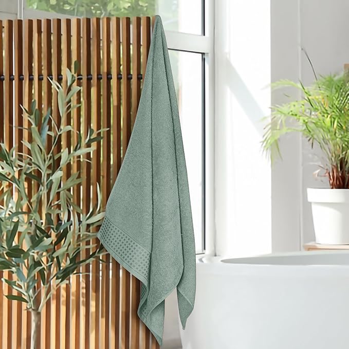 GLAMBURG Ultra Soft 4 Pack Oversized Bath Towel Set 27x54 inches, 100% Cotton Bath Towels, Highly Absorbant Compact Quickdry & Lightweight Towel, Ideal for Gym Travel Camp Pool - Jade