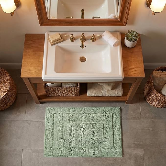 GRANNY SAYS Sage Green Bathroom Rugs Non Slip, 20" x 32", Bathroom Rugs Washable，Bath Rugs for Bath，Bath Mats for Bath Floor, Microfiber Bath Mat for Tub, Absorbent Shower Rug