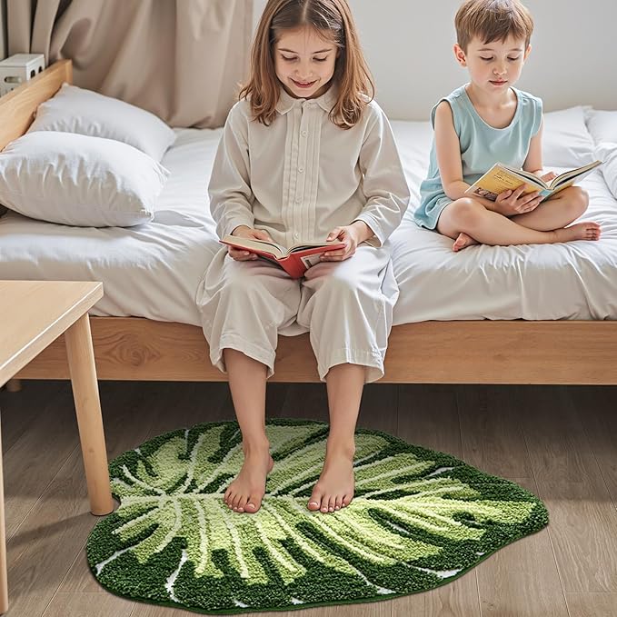 LUMI Cute Bathroom Rugs with Green Leaf Plant, Soft, Fluffy, Plush, Absorbent, Quick Dry, Non Slip, Machine Washable for Shower Floor, Bathroom, Bedroom, Kids Room, 31.5"x47", Monstera