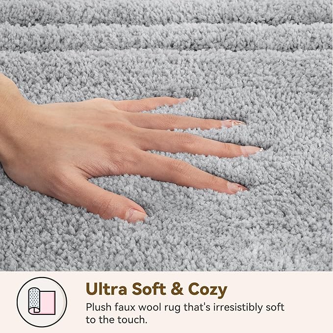 GRANNY SAYS Bathroom Rugs, Bath Mats for Bathroom Non-Slip, Super Soft and Water Absorbent, Microfiber Bath Rugs, Machine Wash Dry, Bath Rugs for Floor, Tub and Shower, 16" x 24" Gray Stripe